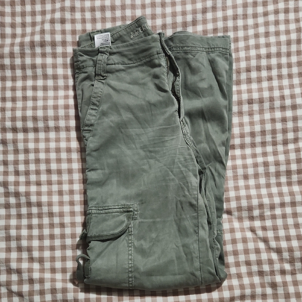 American Eagle Khaki Pants